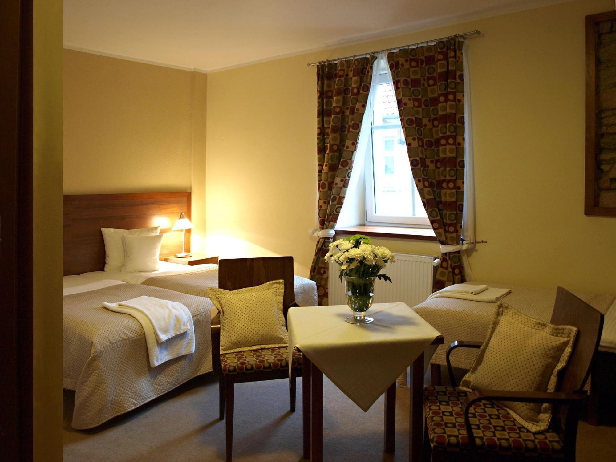 Hotel Sleza Собутка Номер фото