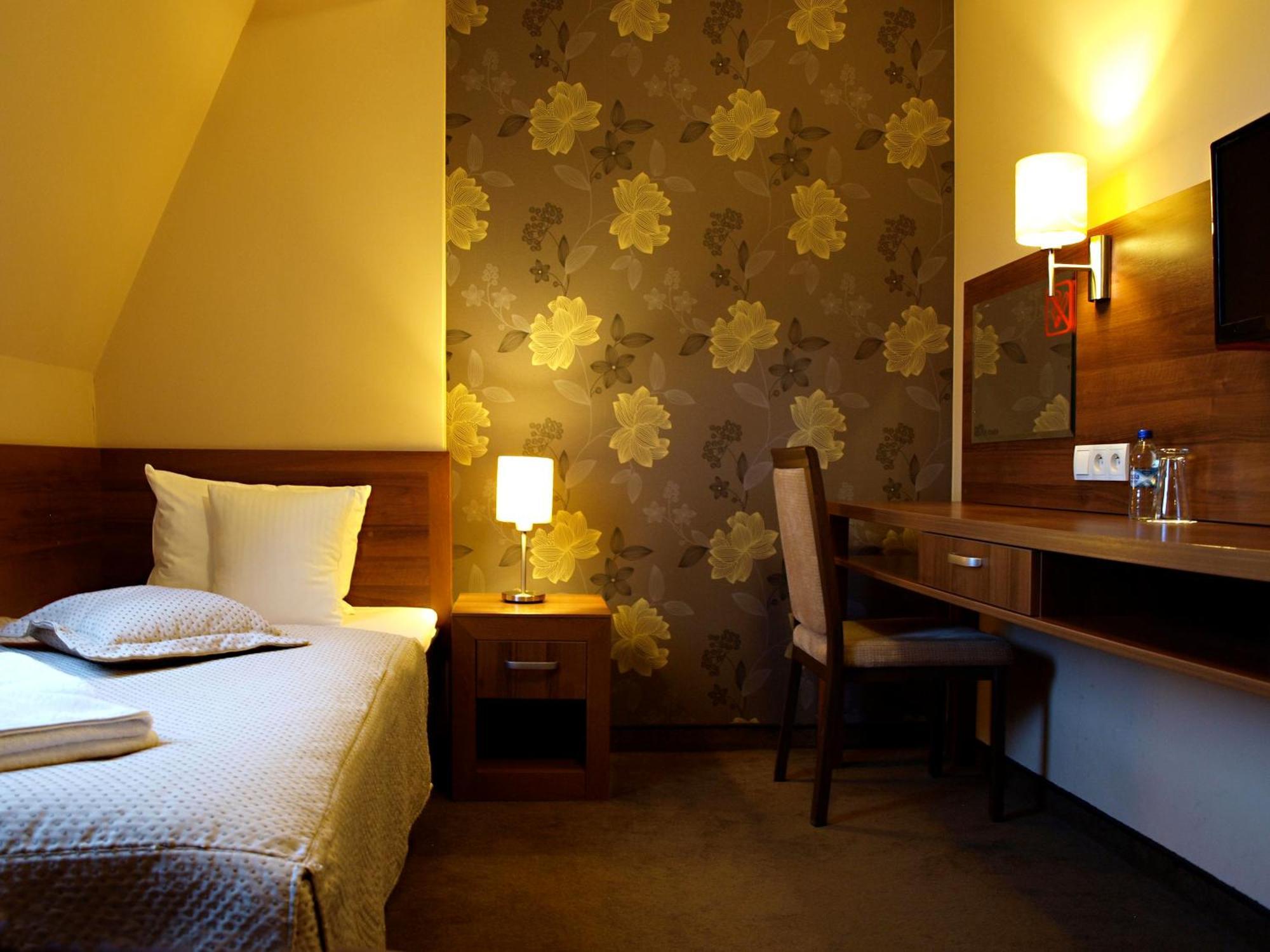Hotel Sleza Собутка Номер фото