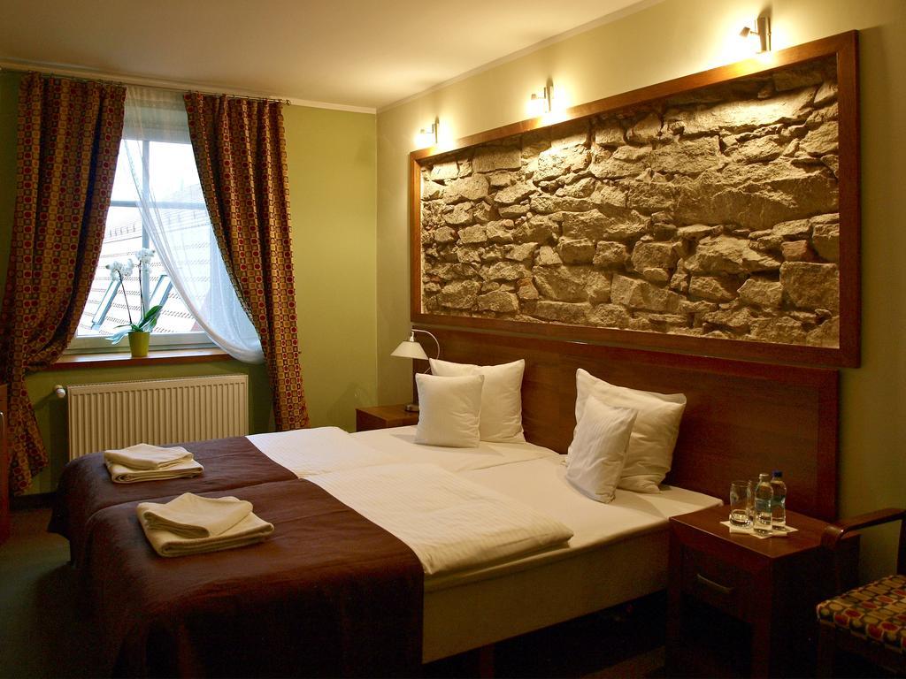 Hotel Sleza Собутка Номер фото